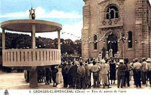 Georges-Clemenceau - kiosque a Musique et Eglise